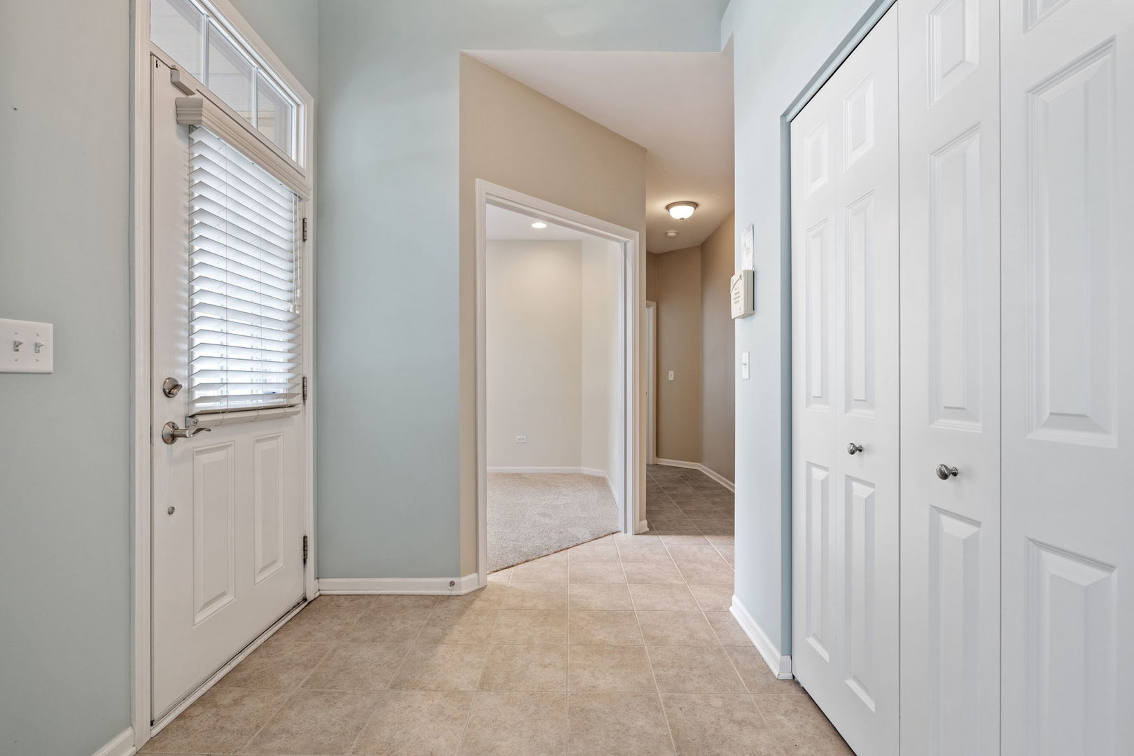 2801 Bond Circle, Naperville, IL 60563