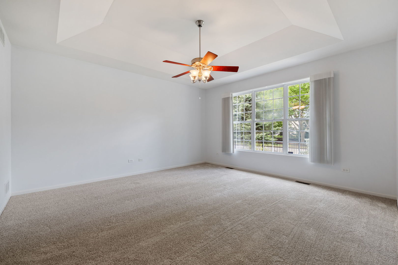2801 Bond Circle, Naperville, IL 60563
