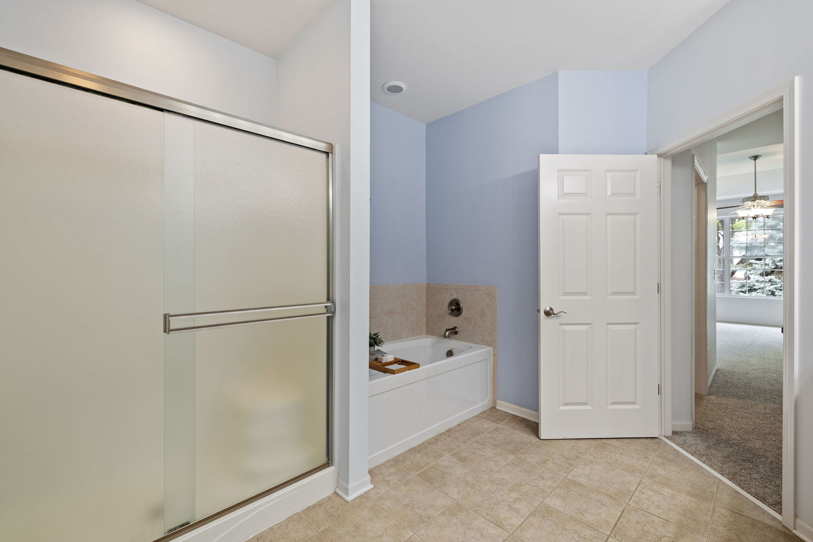 2801 Bond Circle, Naperville, IL 60563