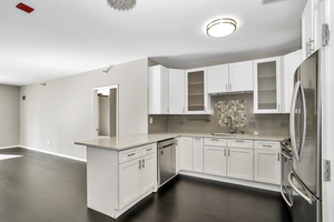 21 W Chestnut Street #1202, Chicago, IL 60610