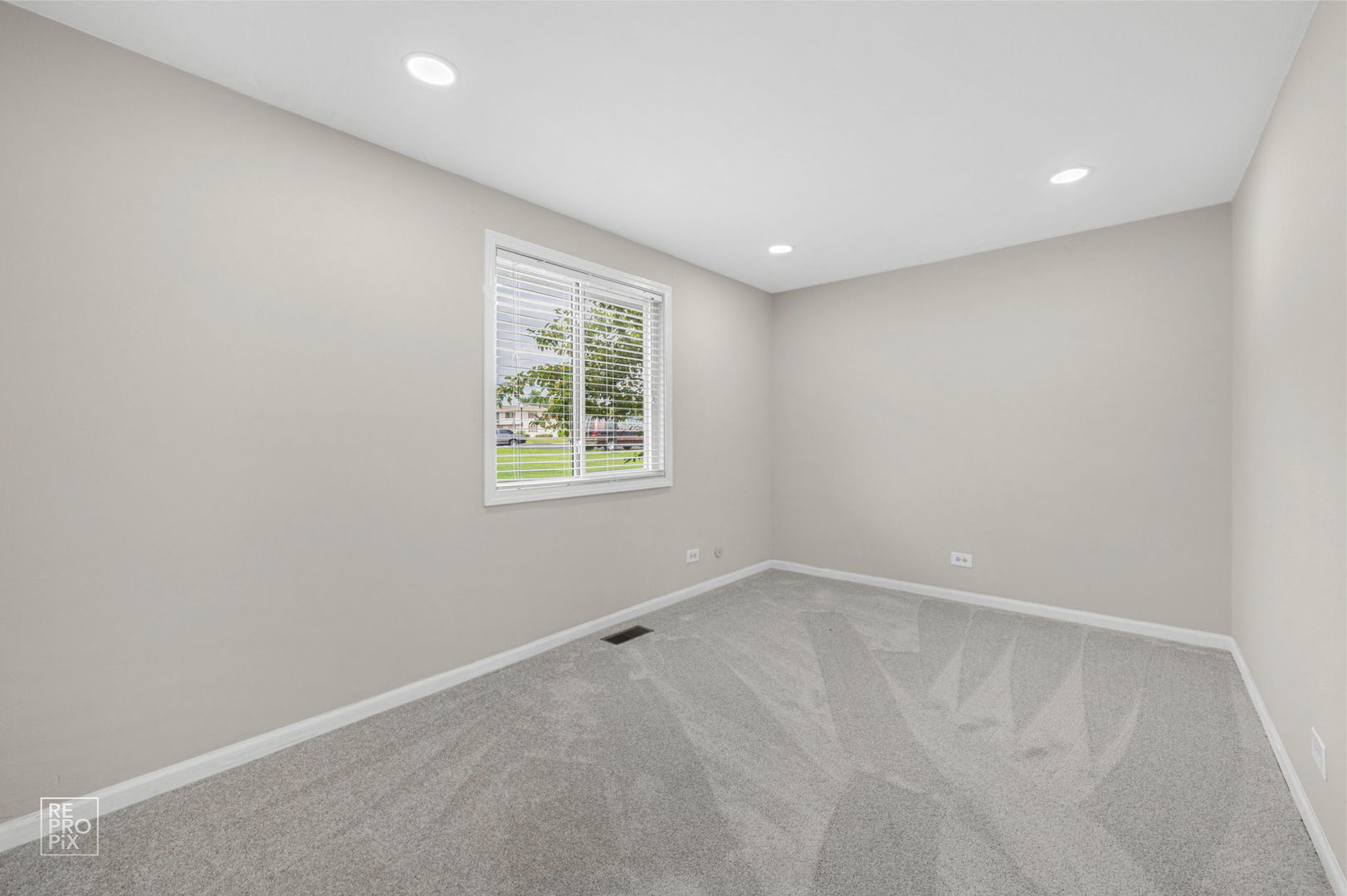 135 Barcliffe Lane #0, Schaumburg, IL 60194