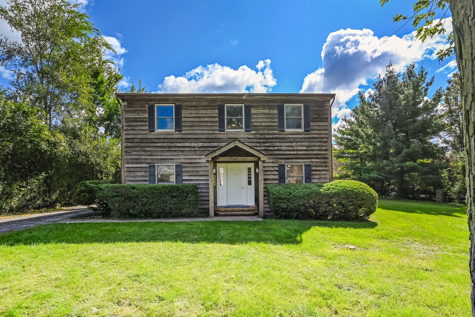 3007 Lincoln Road, Oak Brook, IL 60523