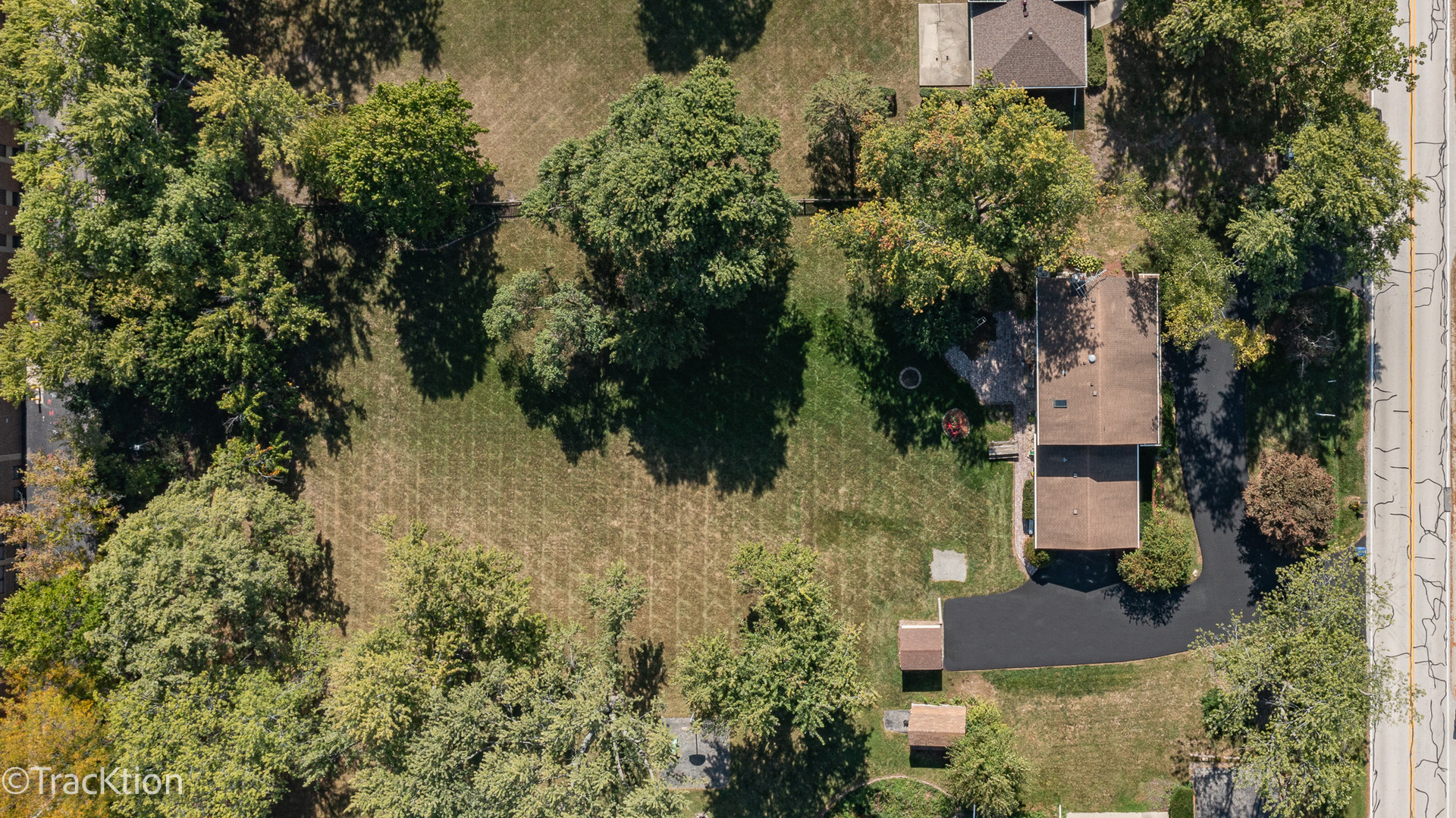23061 N Apple Hill Lane, Lincolnshire, IL 60069