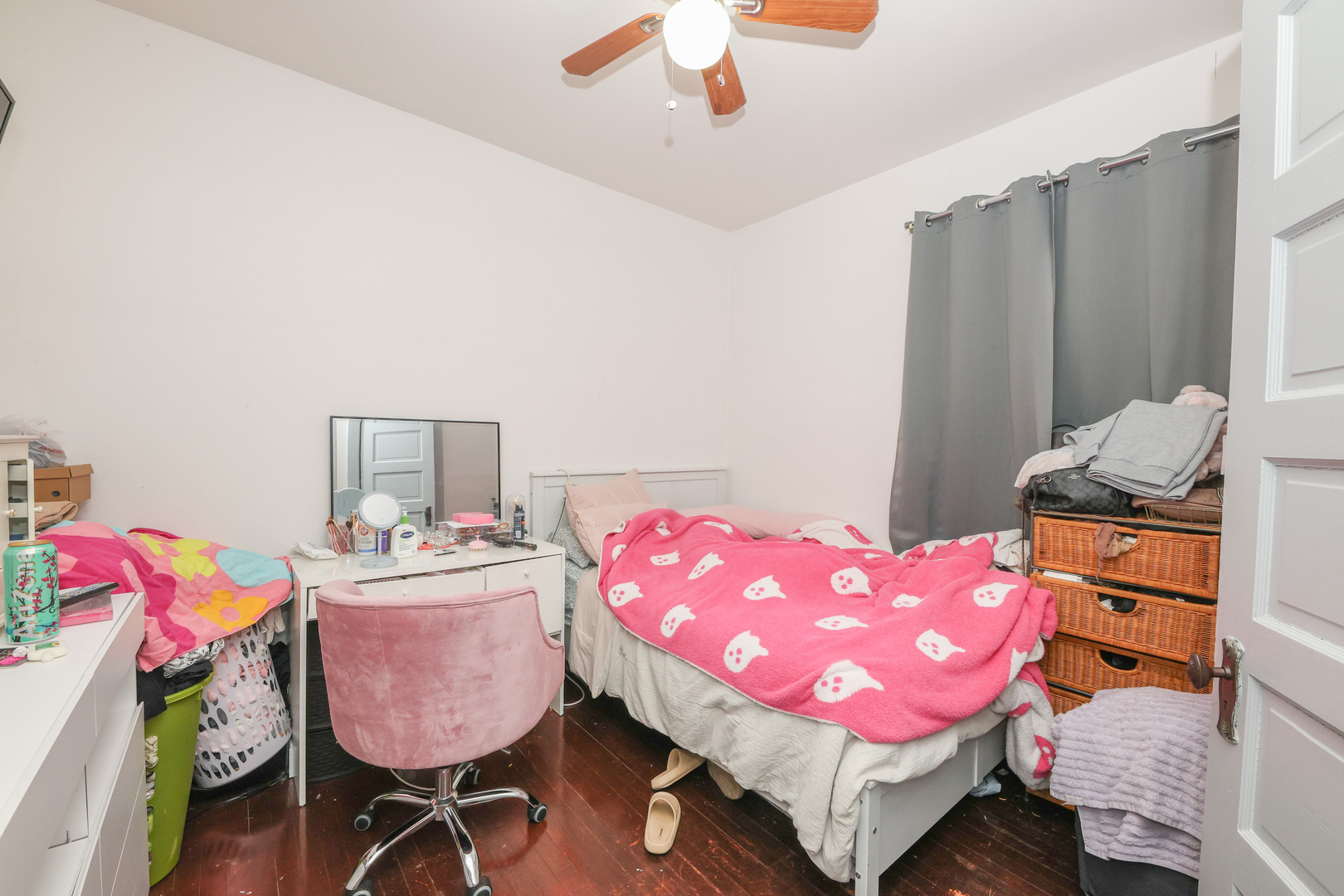 5351 N Kimball Avenue, Chicago, IL 60625