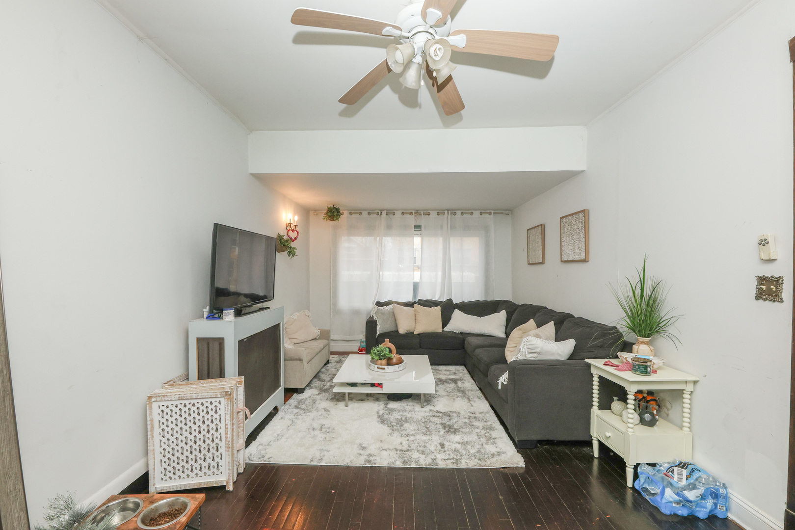 5351 N Kimball Avenue, Chicago, IL 60625
