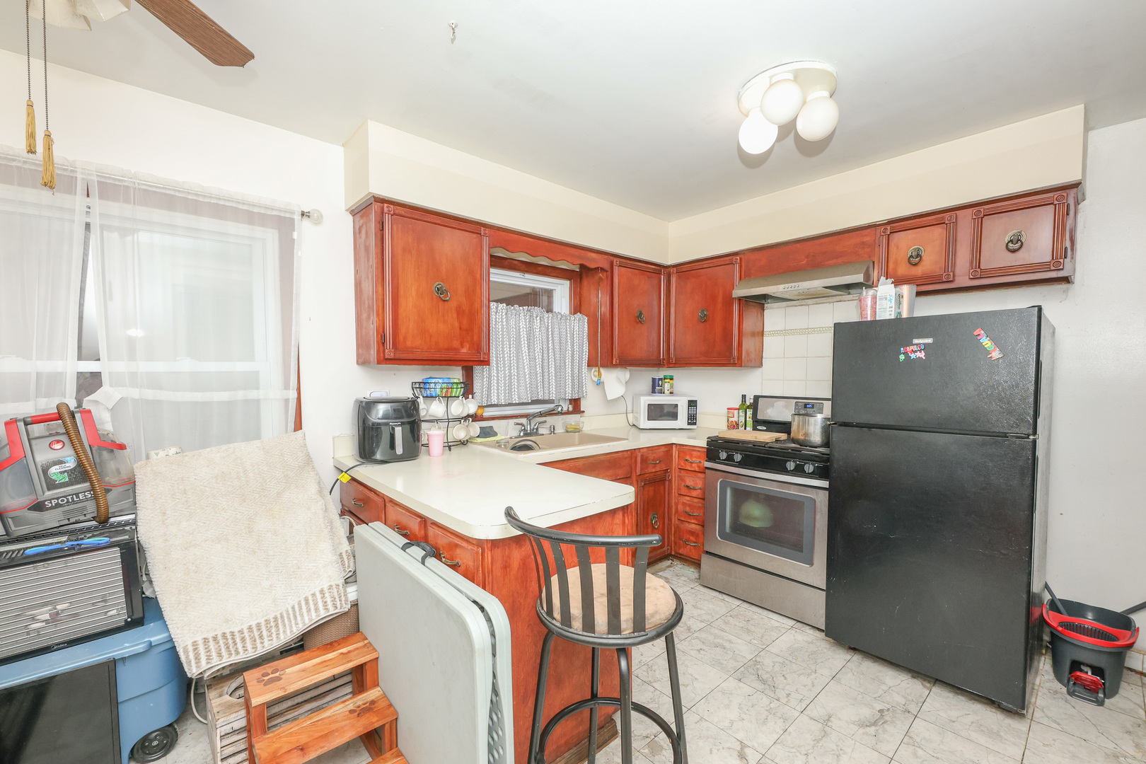 5351 N Kimball Avenue, Chicago, IL 60625