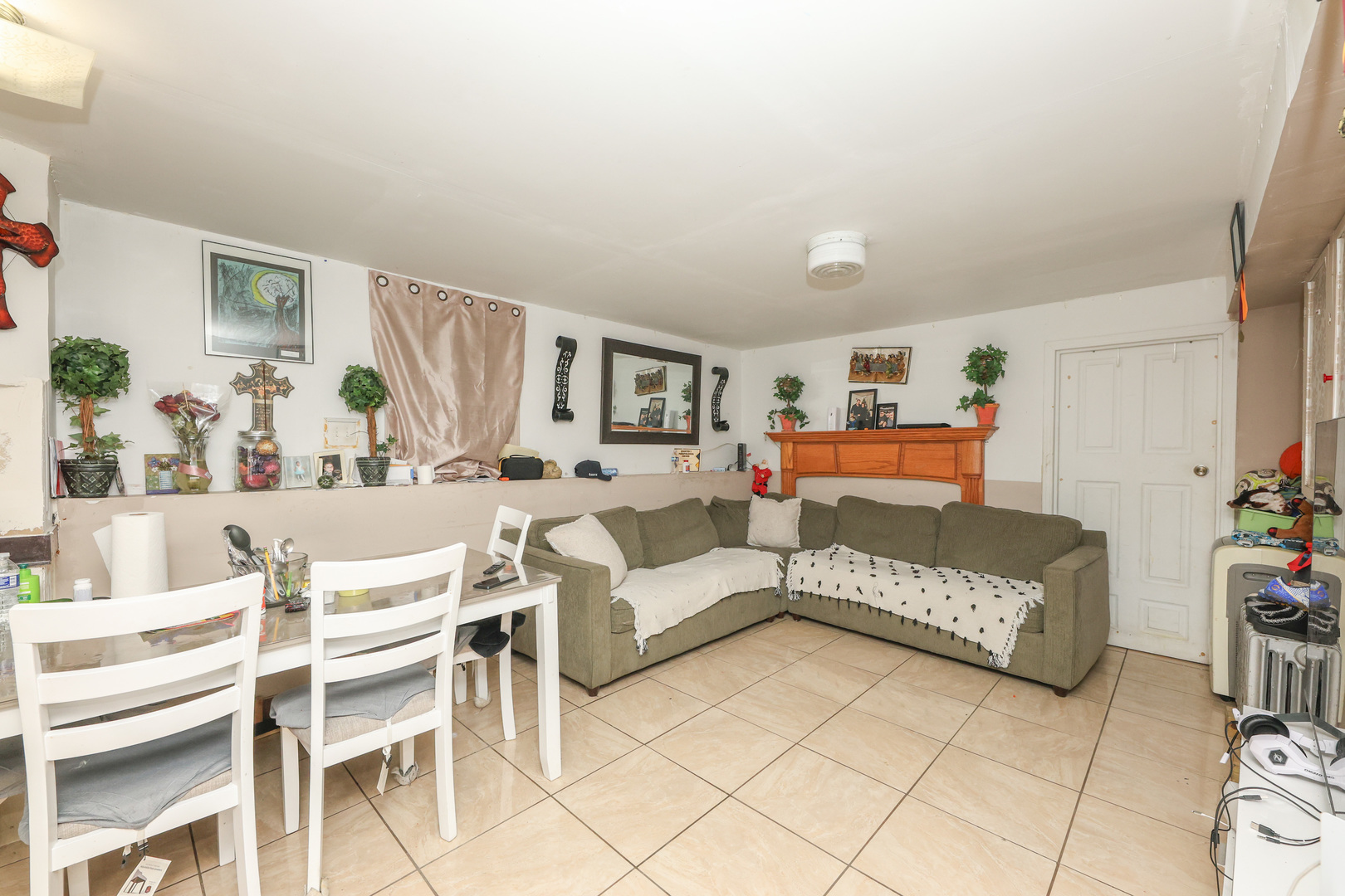 5351 N Kimball Avenue, Chicago, IL 60625