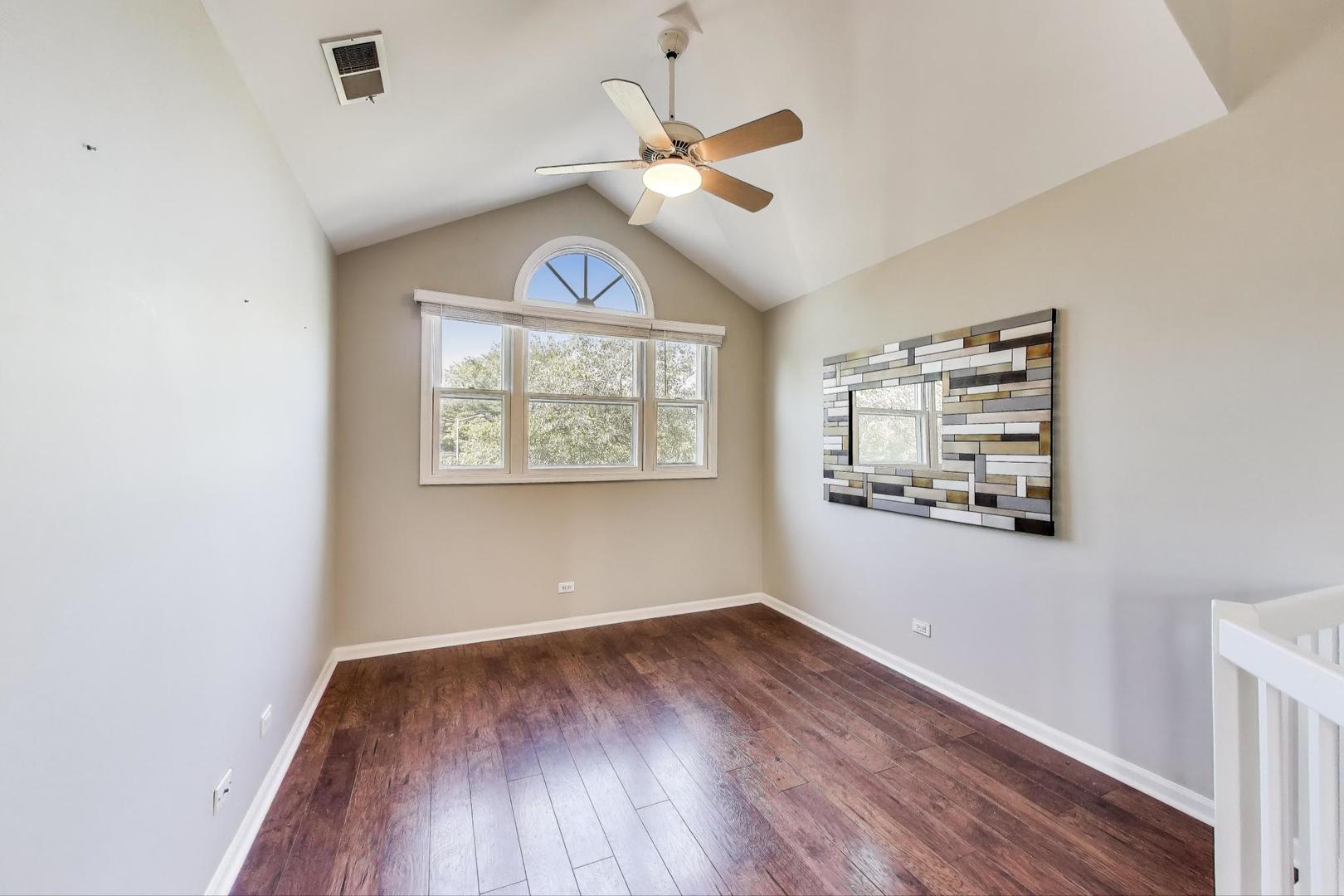 914 Prospect Court #914, Naperville, IL 60540