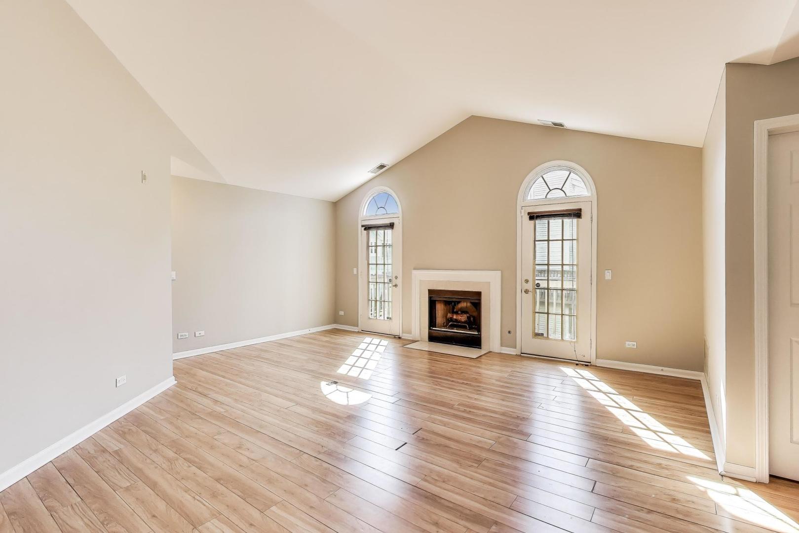 914 Prospect Court #914, Naperville, IL 60540