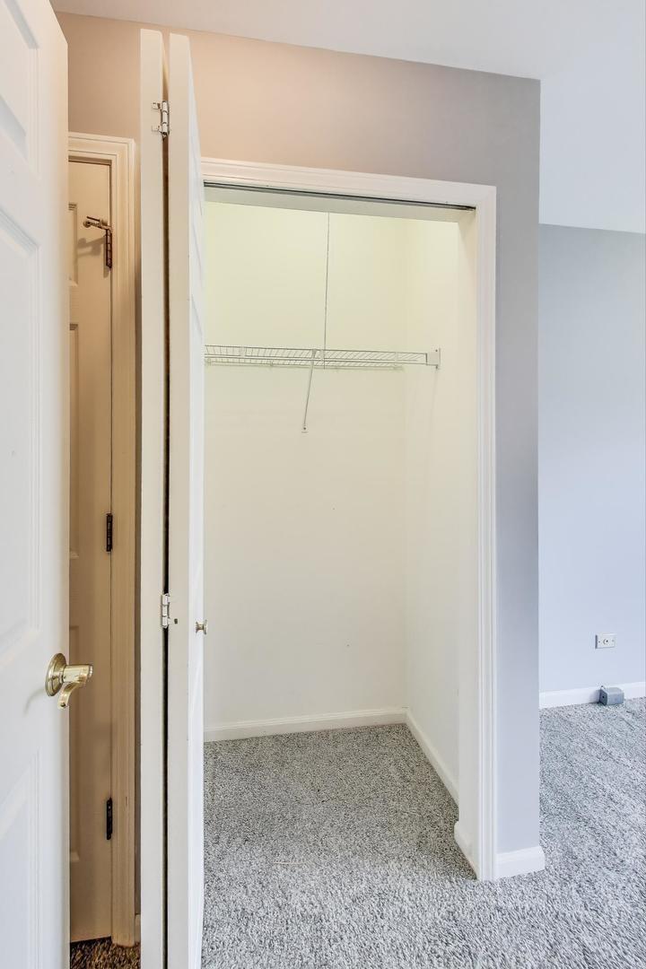 914 Prospect Court #914, Naperville, IL 60540