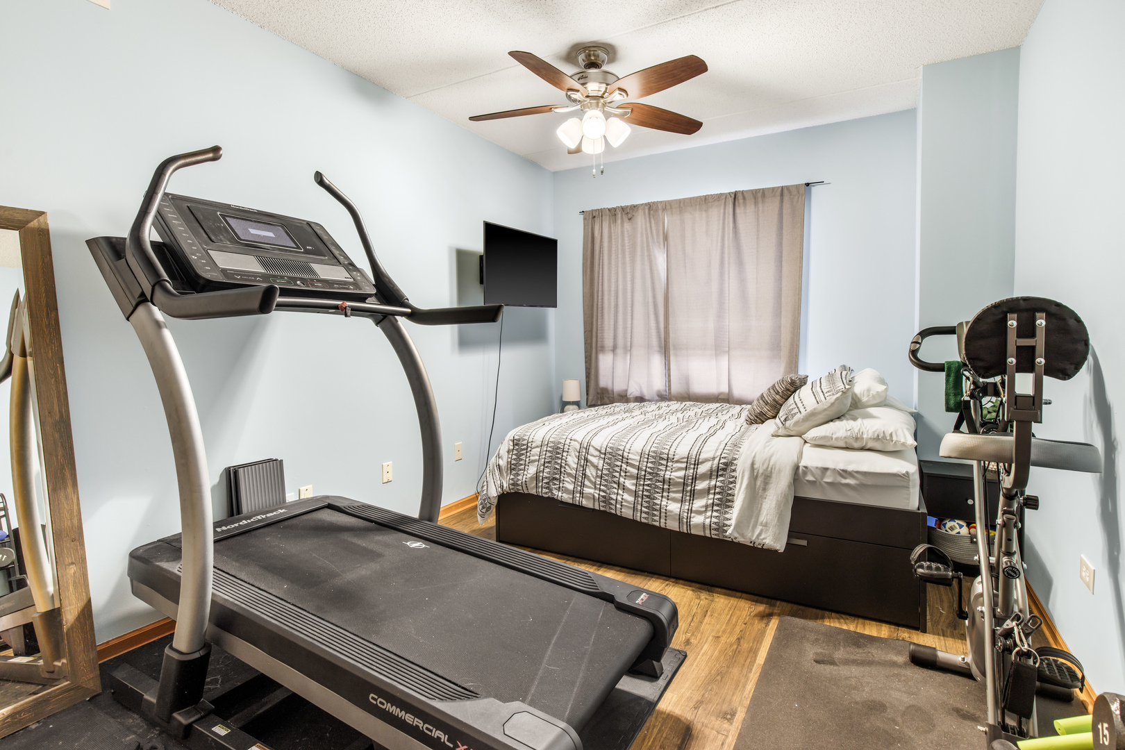1378 Perry Street #208, Des Plaines, IL 60016