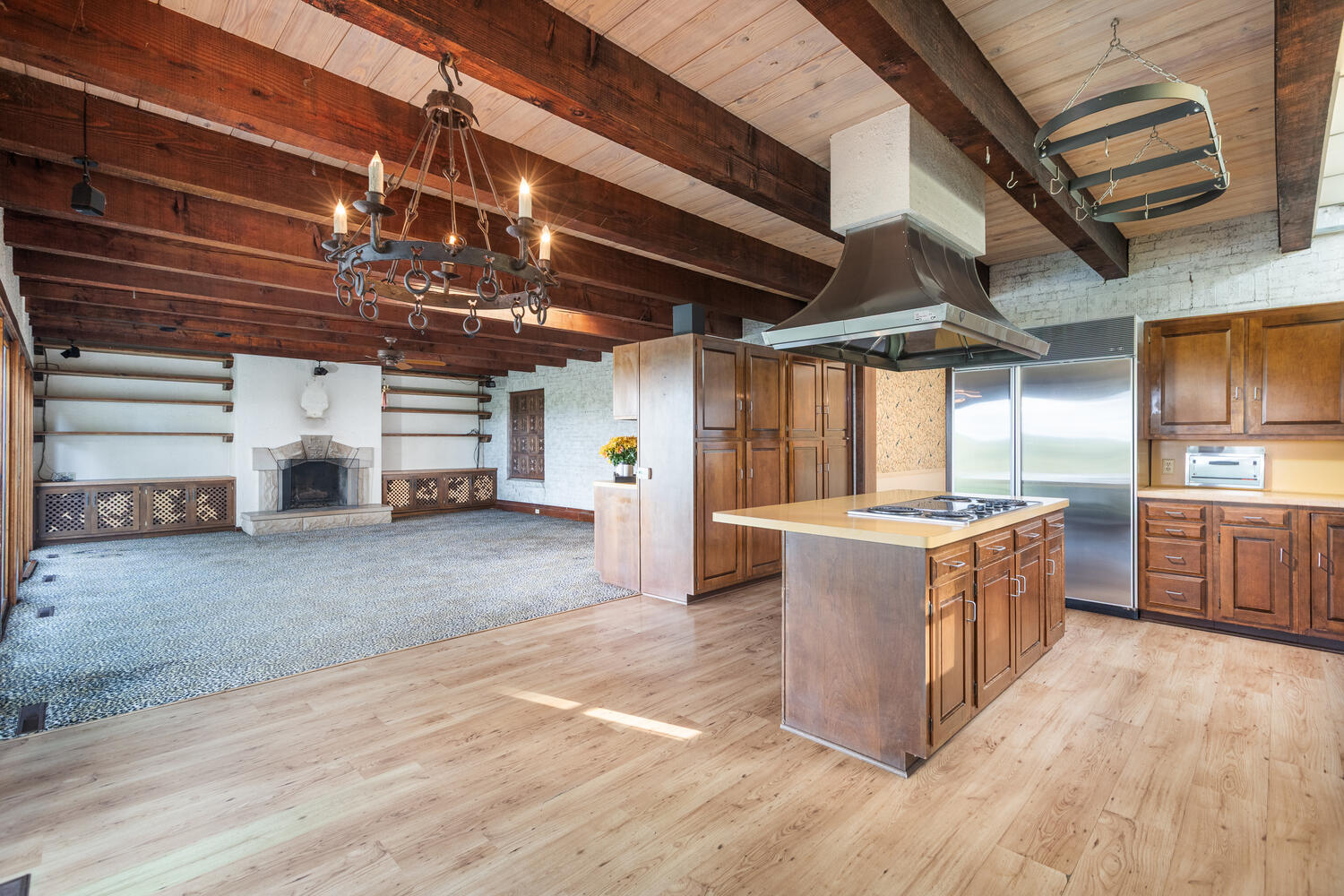 318 E Prospect Avenue, Ottawa, IL 61350