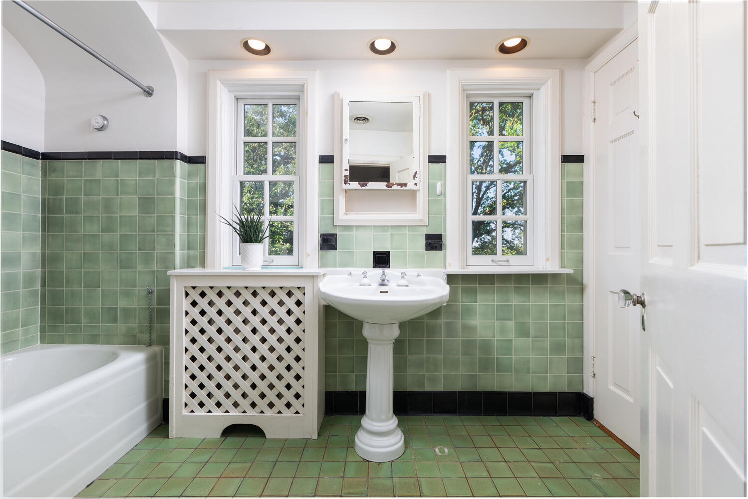 318 E Prospect Avenue, Ottawa, IL 61350