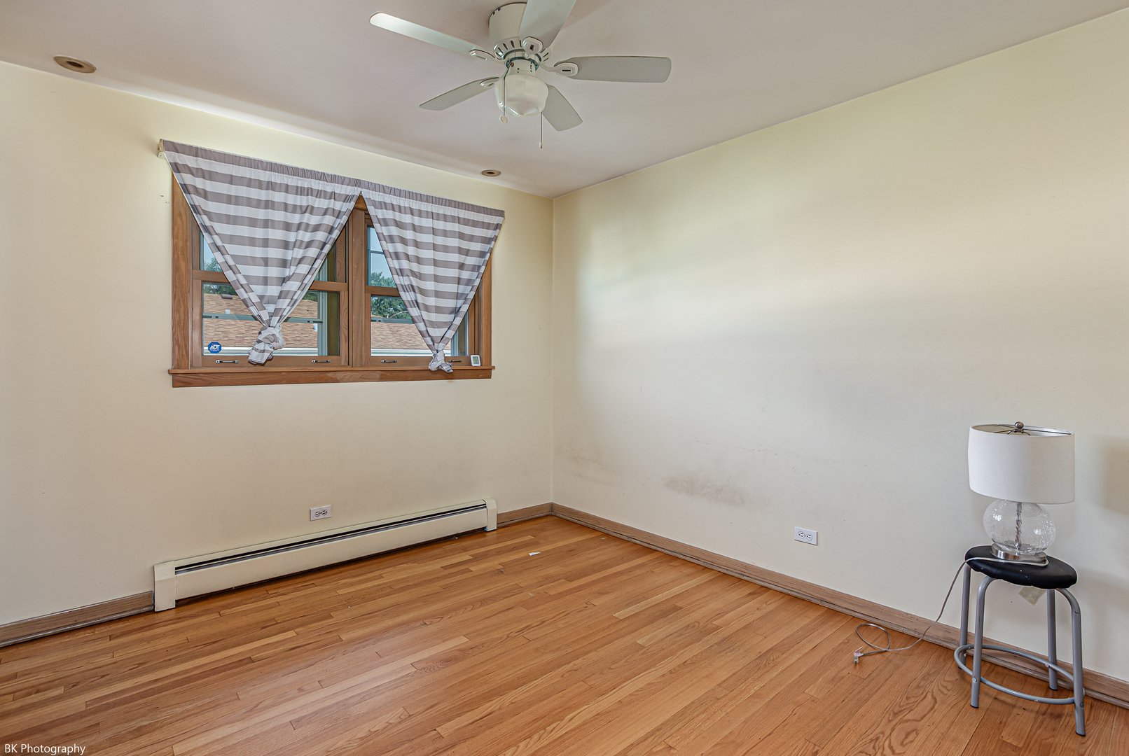 4533 W 99th Place, Oak Lawn, IL 60453