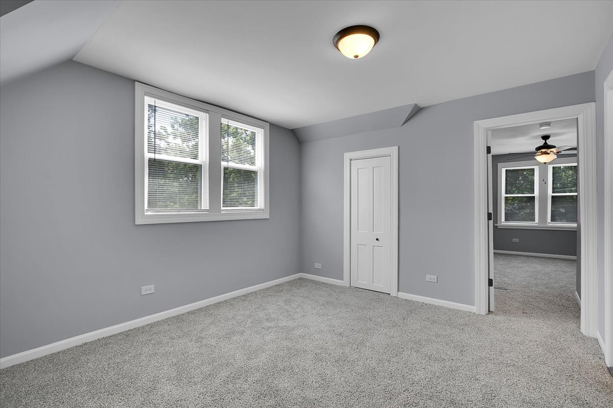 311 N Kinzie Street, Thornton, IL 60476