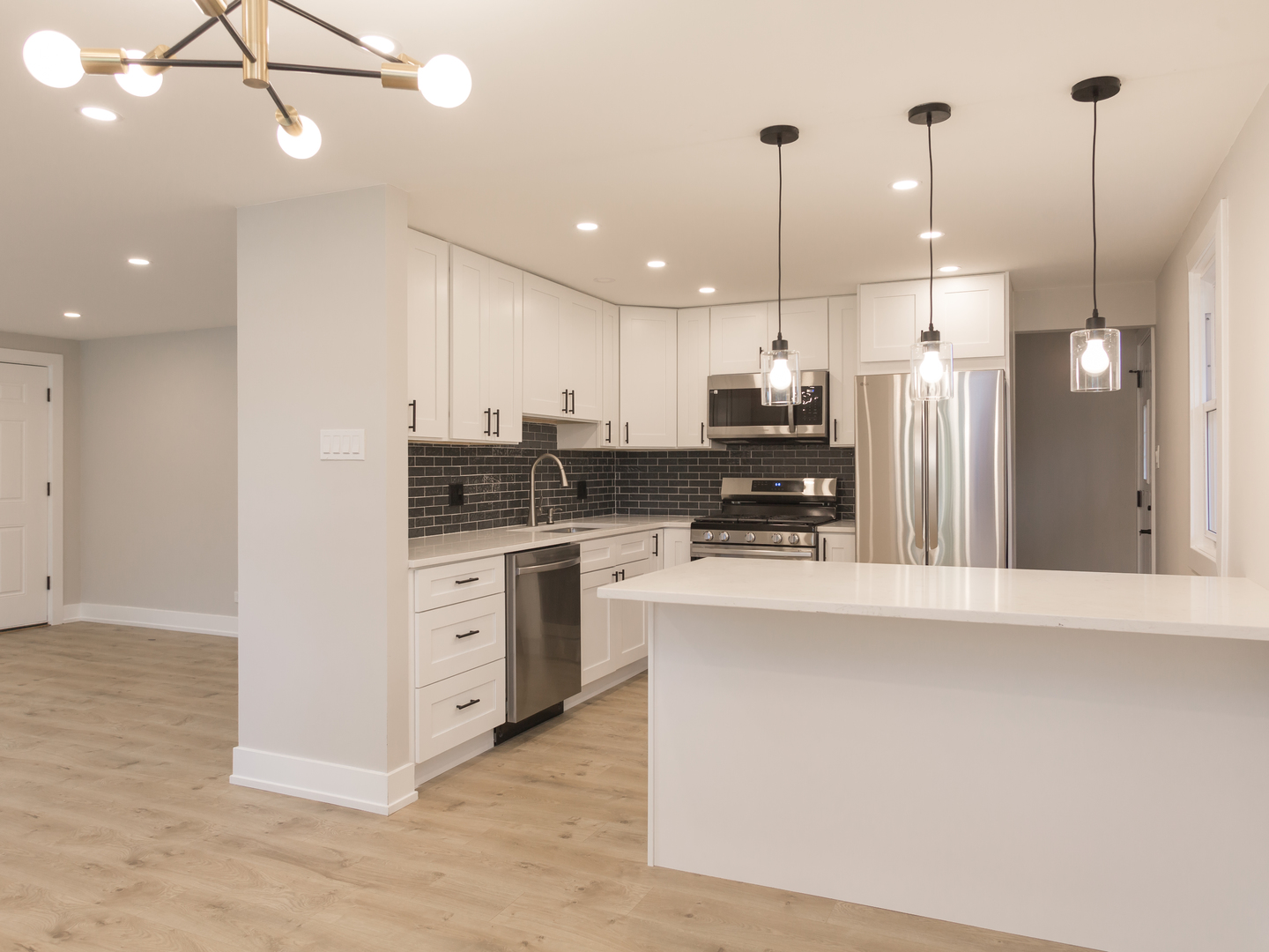 3742 W 168th Street, Country Club Hills, IL 60478