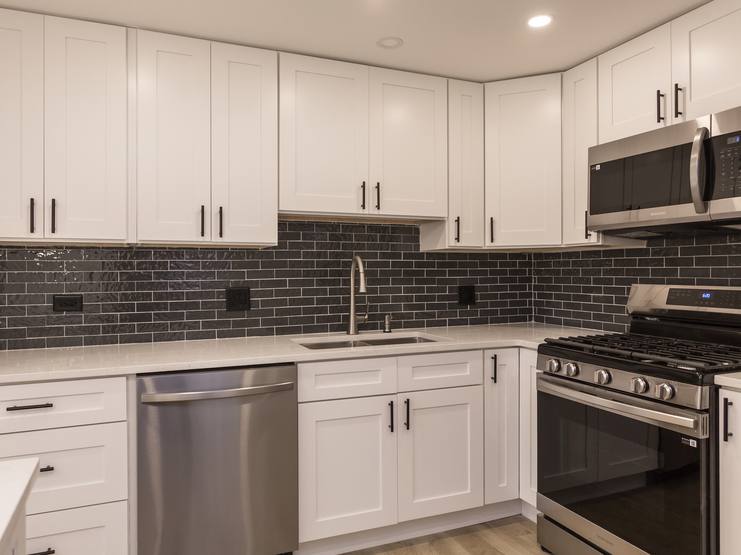 3742 W 168th Street, Country Club Hills, IL 60478