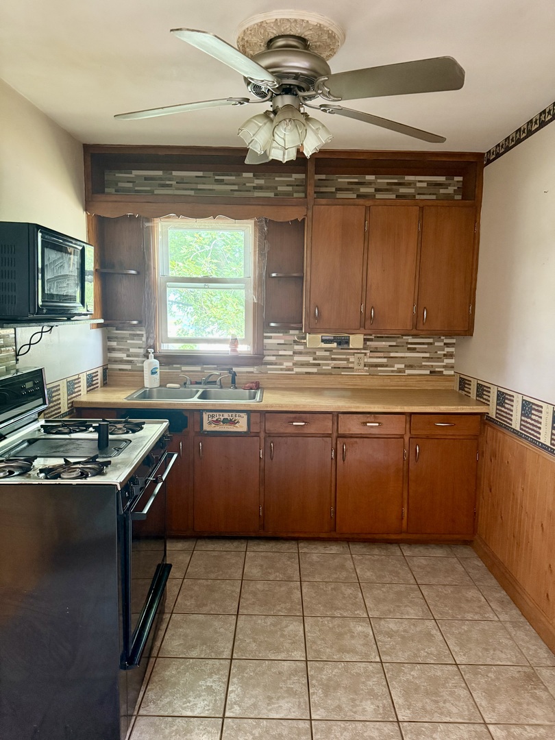 303 W Plumb Street, Ransom, IL 60470