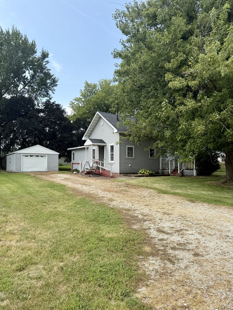 303 W Plumb Street, Ransom, IL 60470