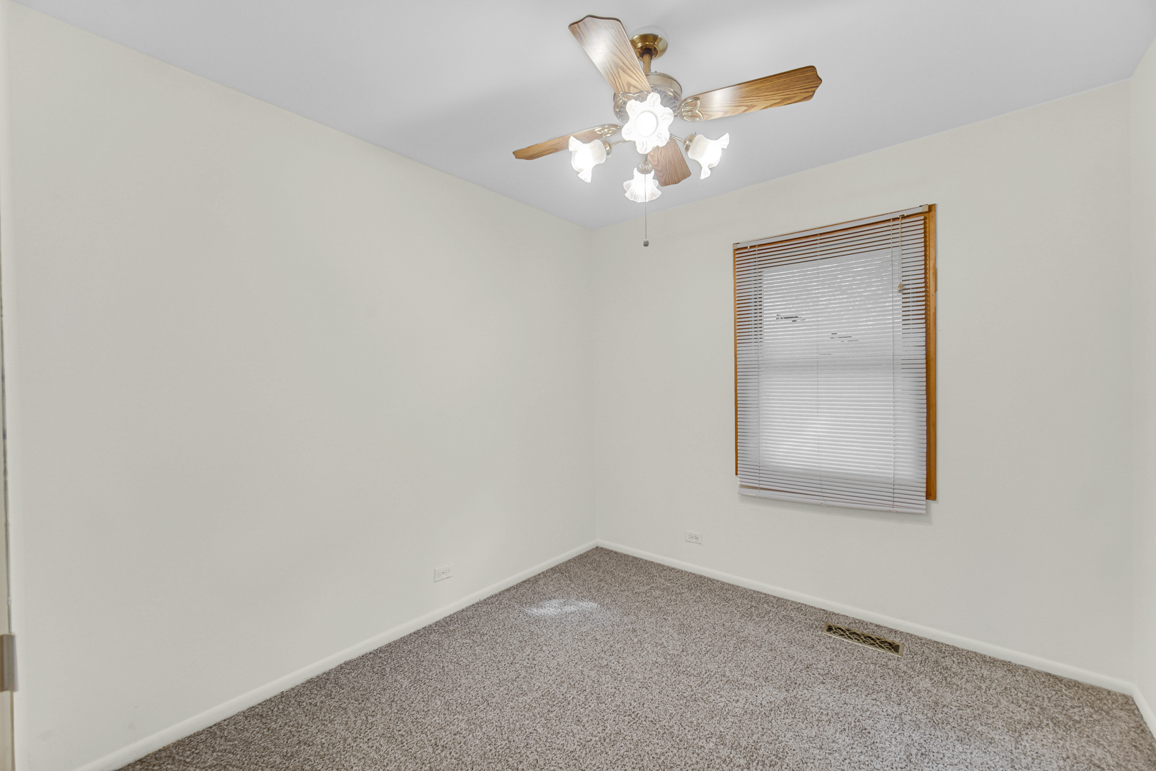 336 Cherry Lane, Glenview, IL 60025