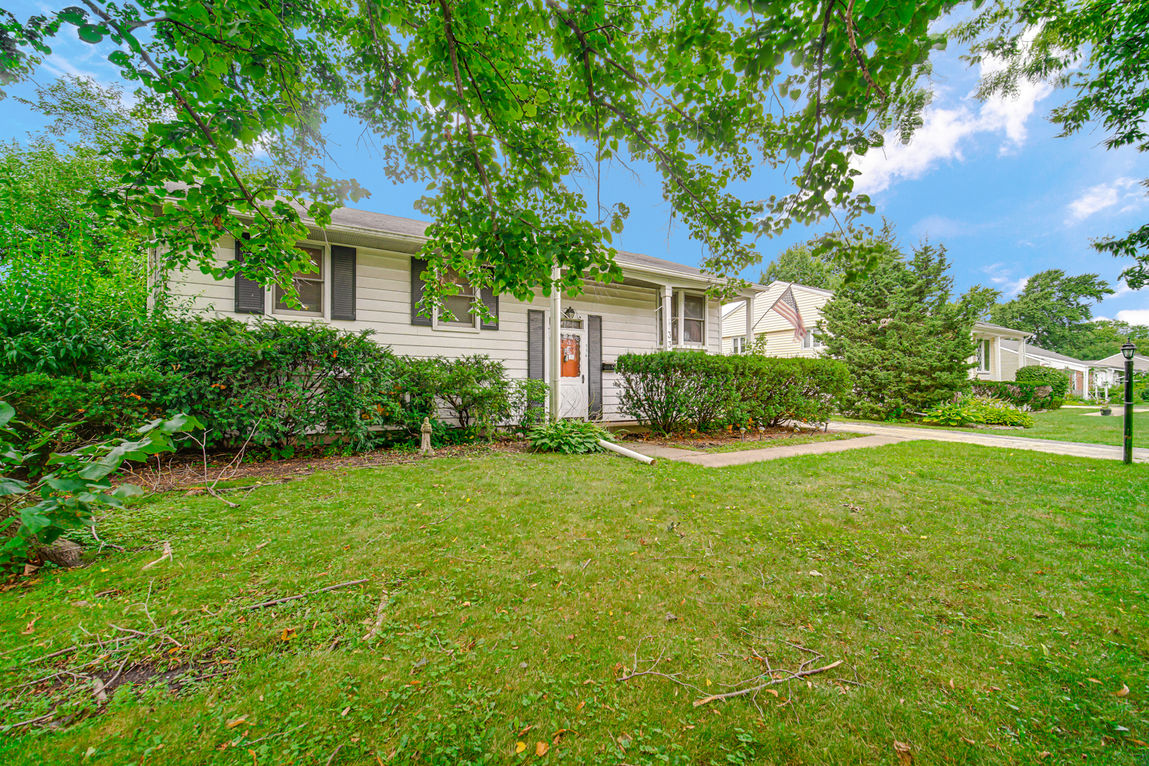336 Cherry Lane, Glenview, IL 60025
