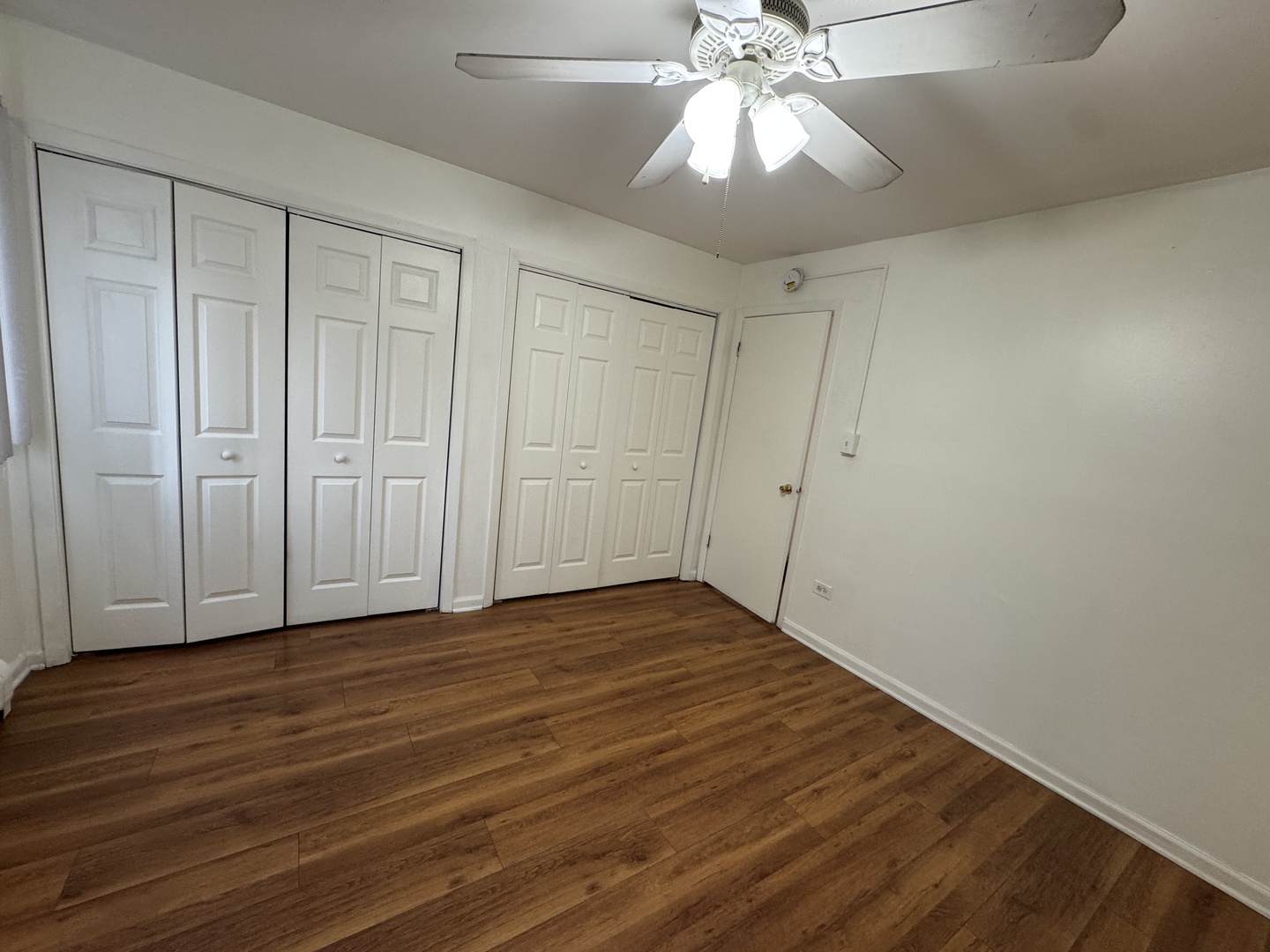 143 W ELK Trail #143, Carol Stream, IL 60188