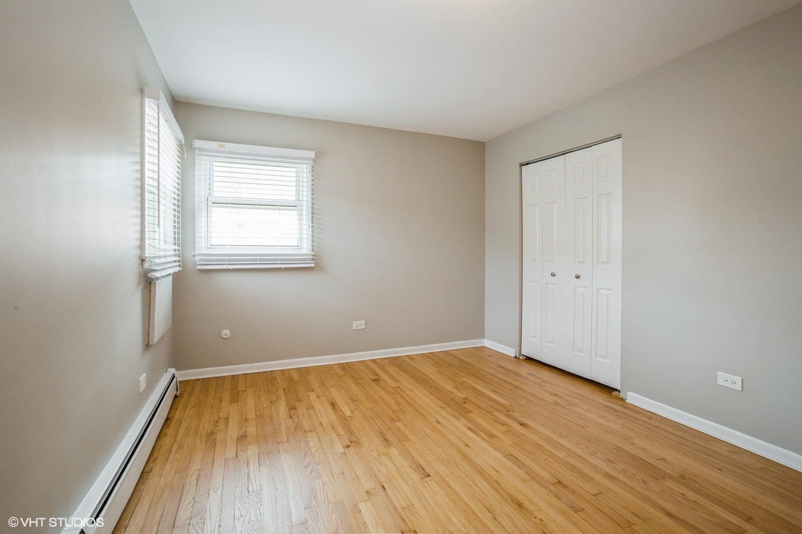9791 Ivanhoe Avenue #2S, Schiller Park, IL 60176
