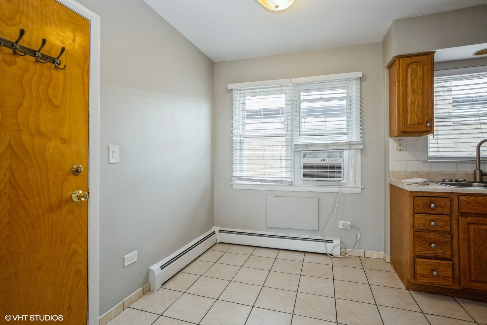 9791 Ivanhoe Avenue #2S, Schiller Park, IL 60176