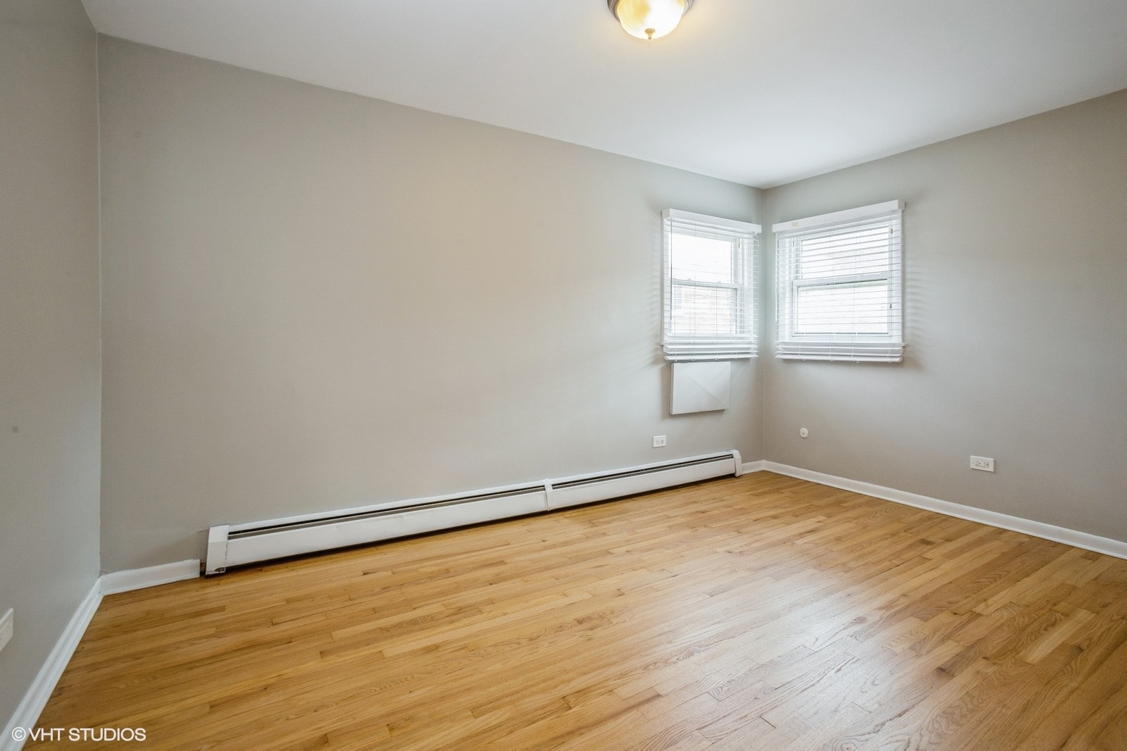 9791 Ivanhoe Avenue #1S, Schiller Park, IL 60176