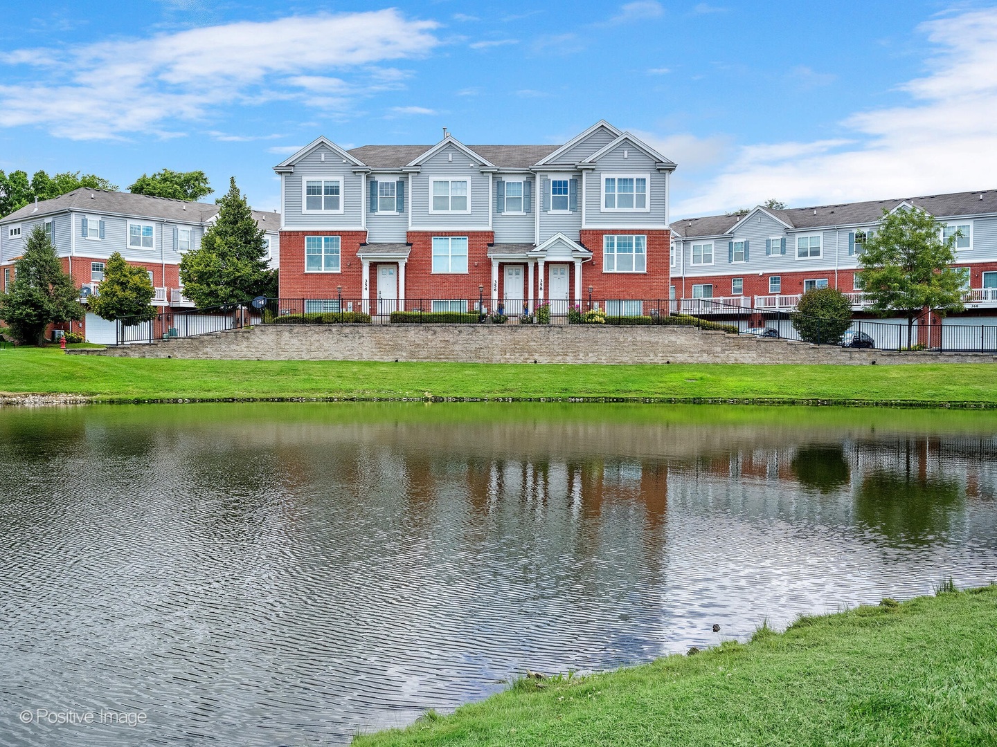 354 Country Club Drive, Prospect Heights, IL 60070