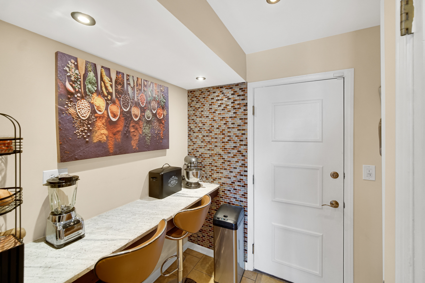 12804 S Paulina Street, Calumet Park, IL 60827