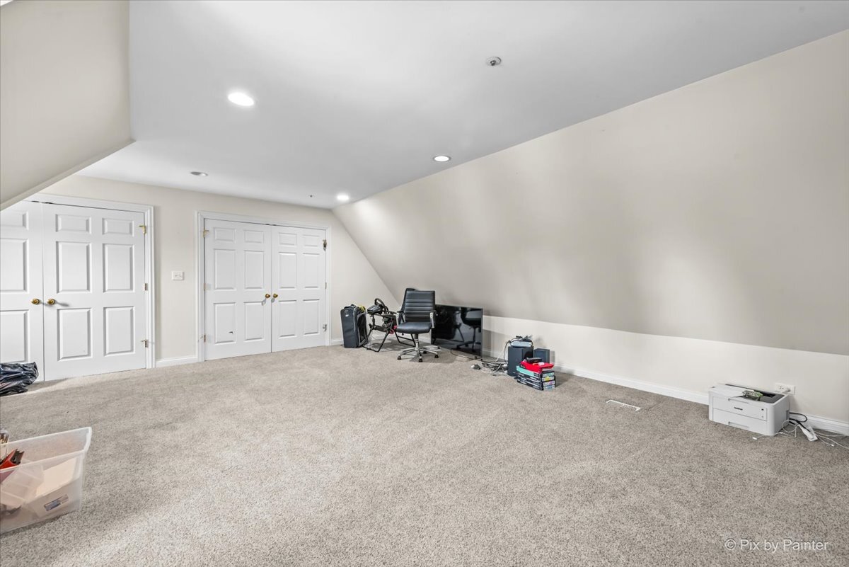 4706 Cantibury Court, Long Grove, IL 60047