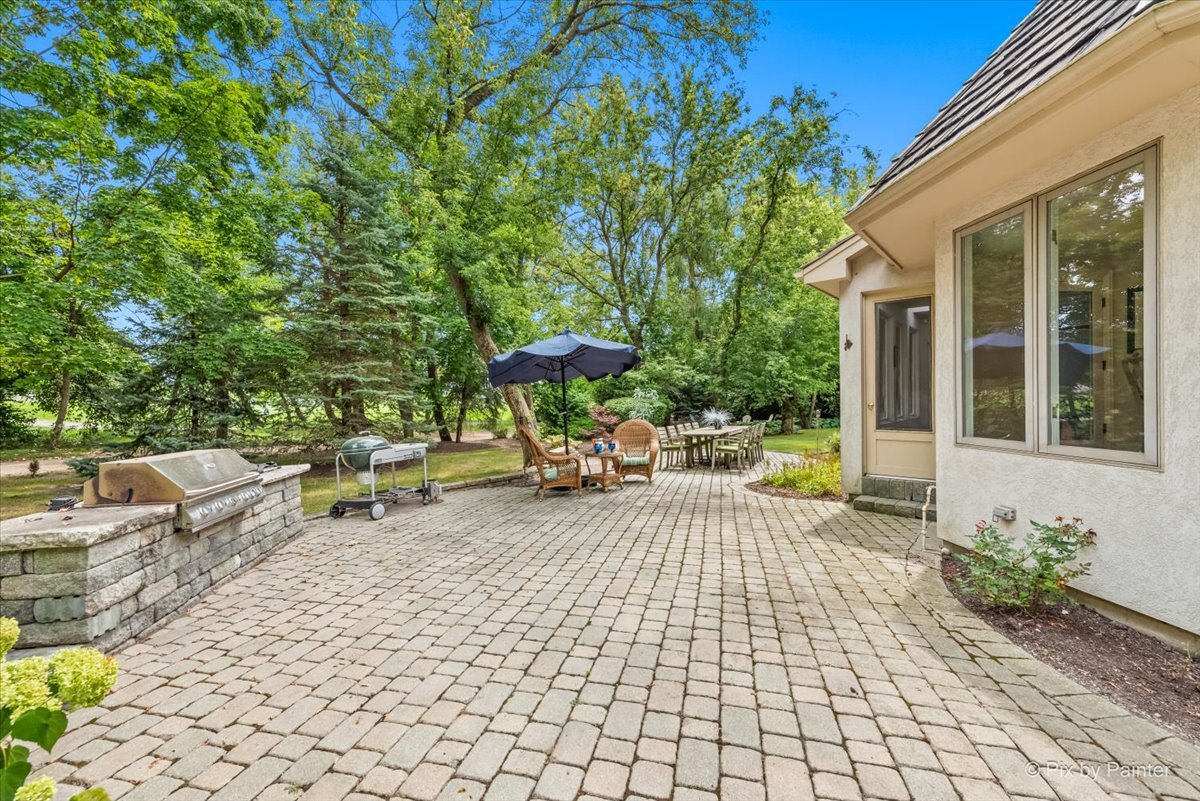 4706 Cantibury Court, Long Grove, IL 60047