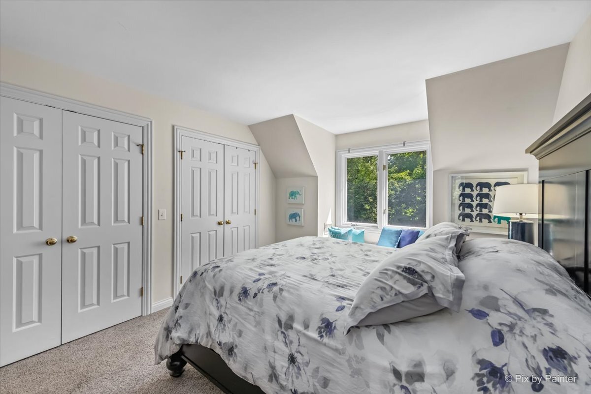 4706 Cantibury Court, Long Grove, IL 60047