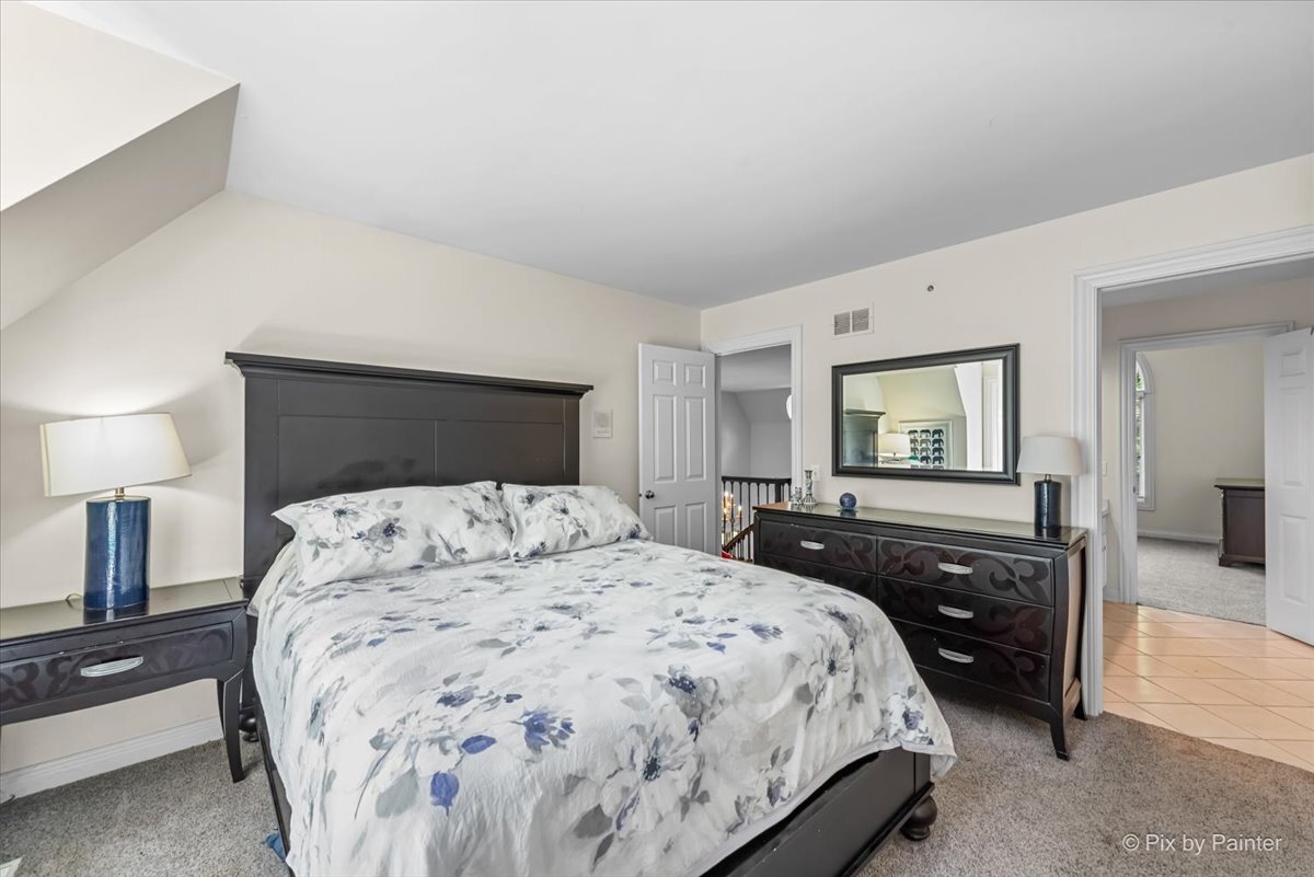 4706 Cantibury Court, Long Grove, IL 60047