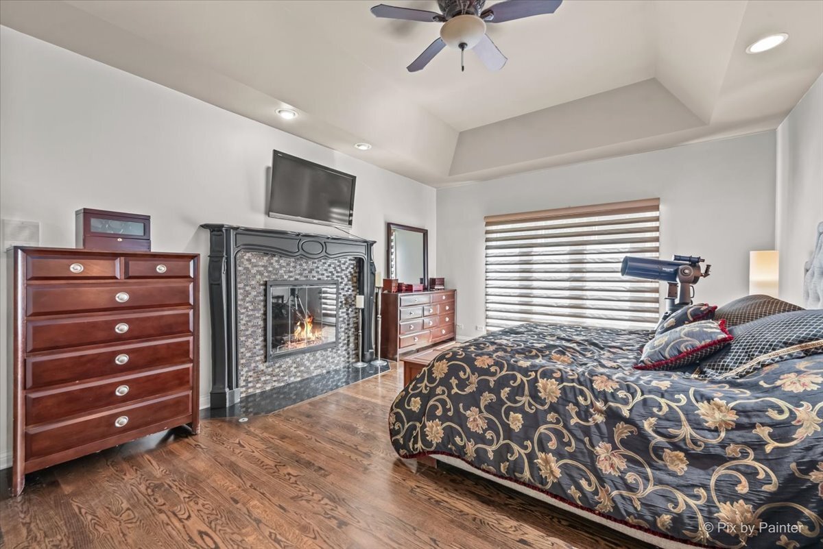 4706 Cantibury Court, Long Grove, IL 60047