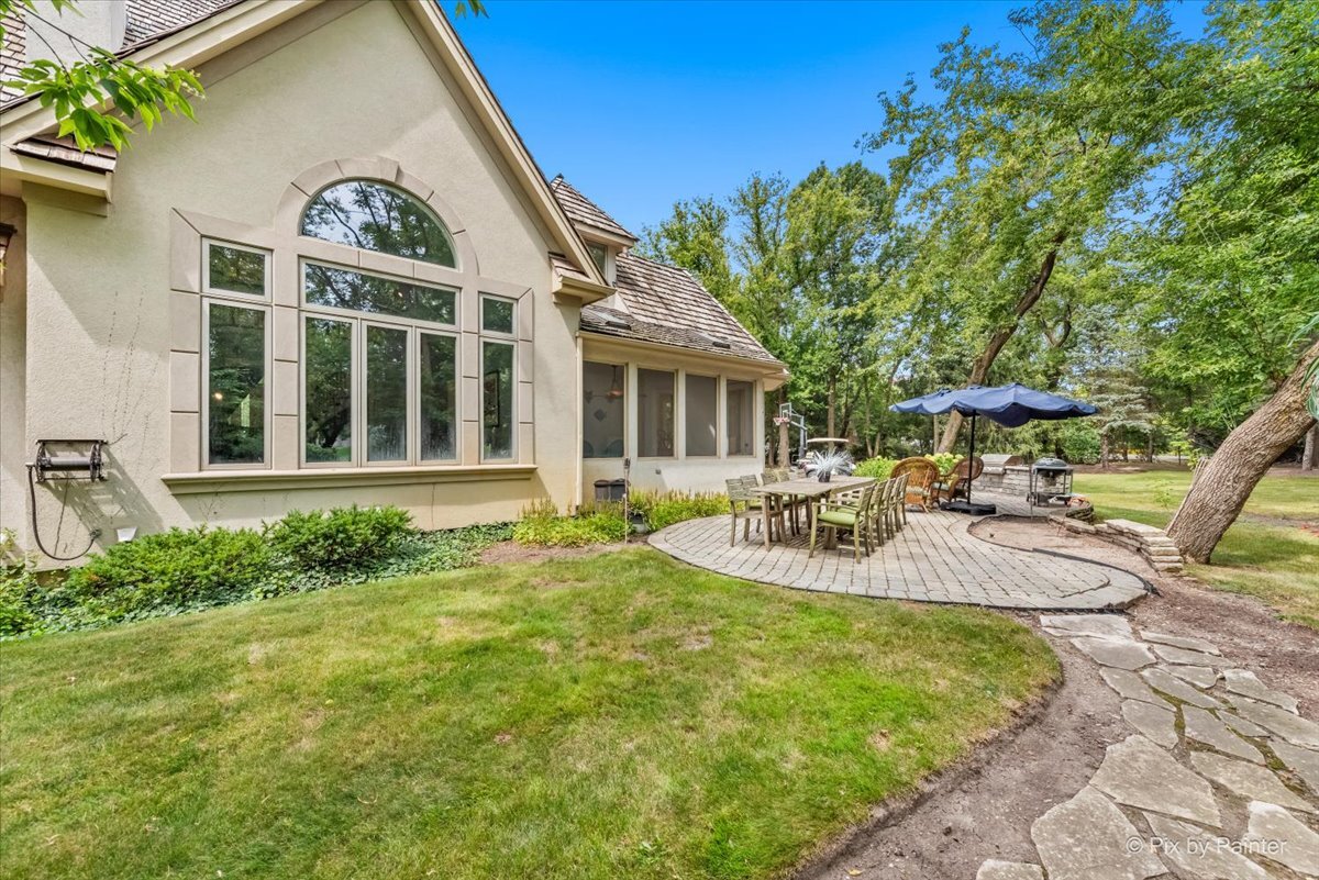 4706 Cantibury Court, Long Grove, IL 60047