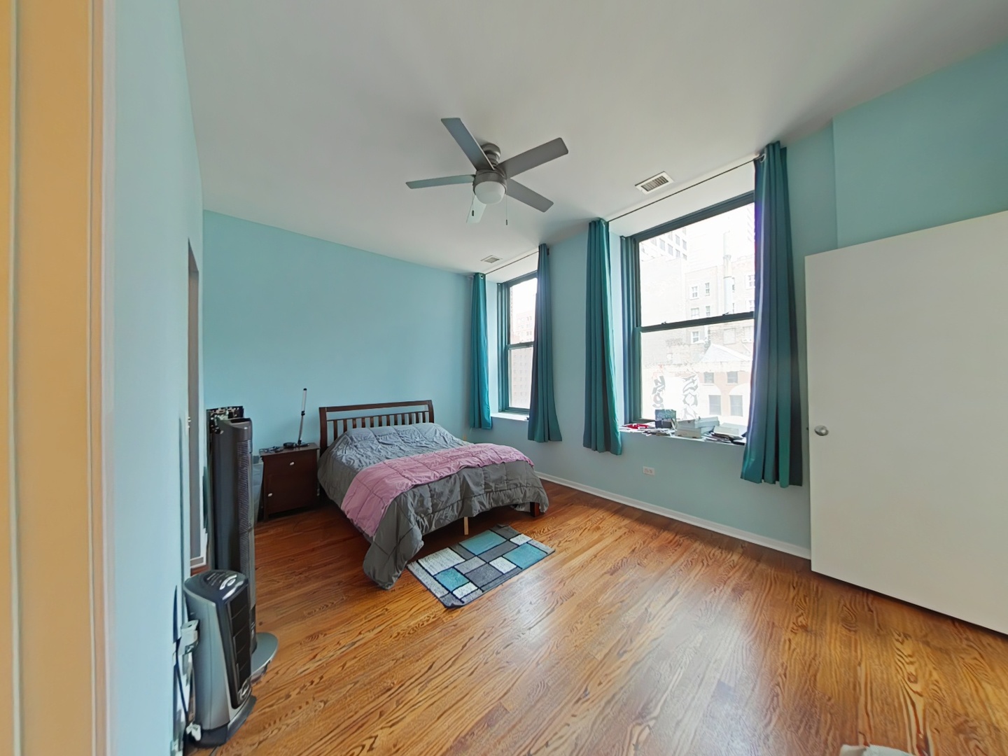 208 W Washington Street #1211, Chicago, IL 60606