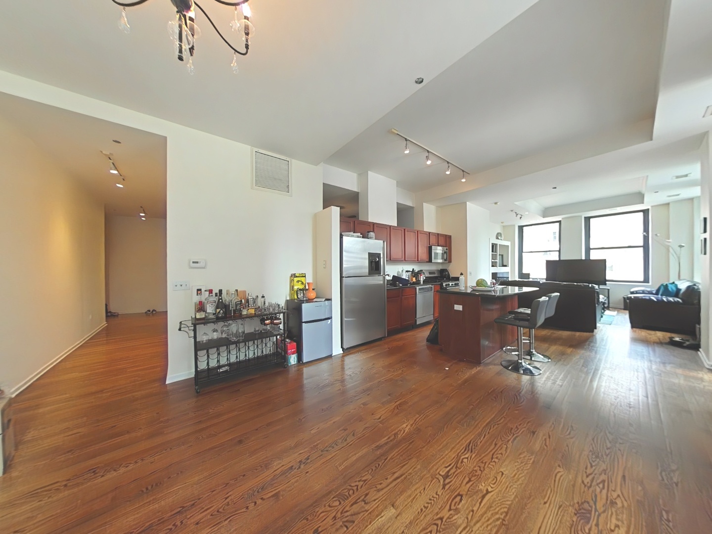 208 W Washington Street #1211, Chicago, IL 60606