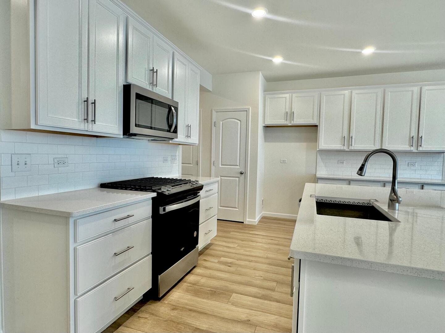 667 Switchgrass Way #667, Bolingbrook, IL 60490