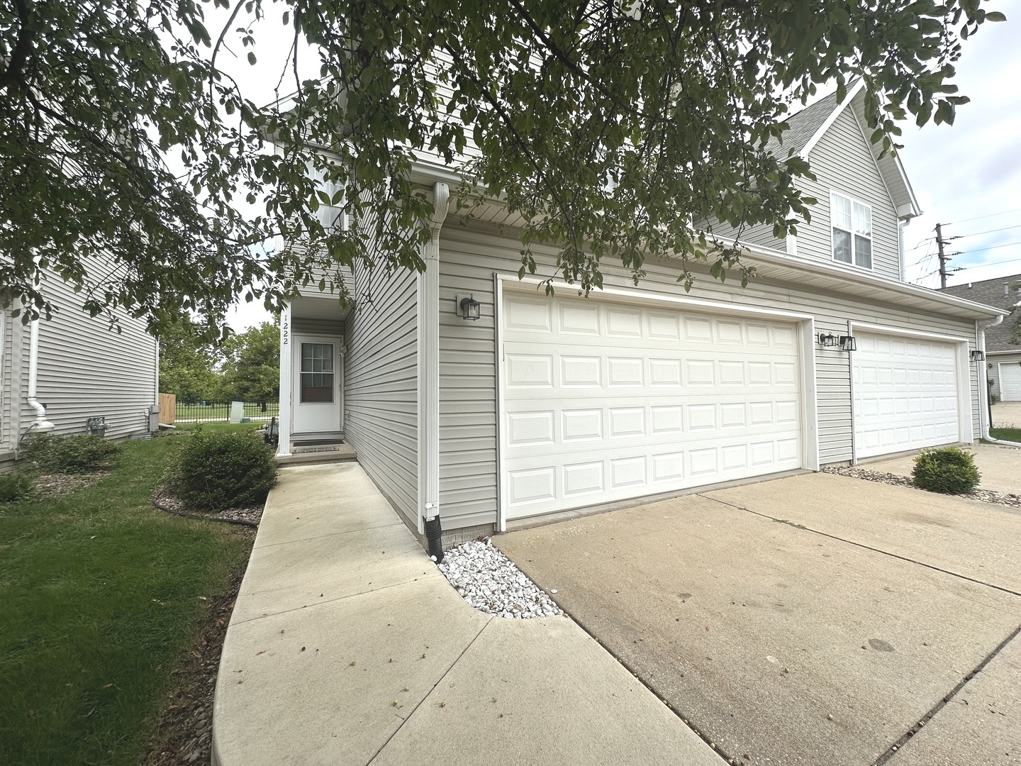 1222 Riviera Drive, Bloomington, IL 61701