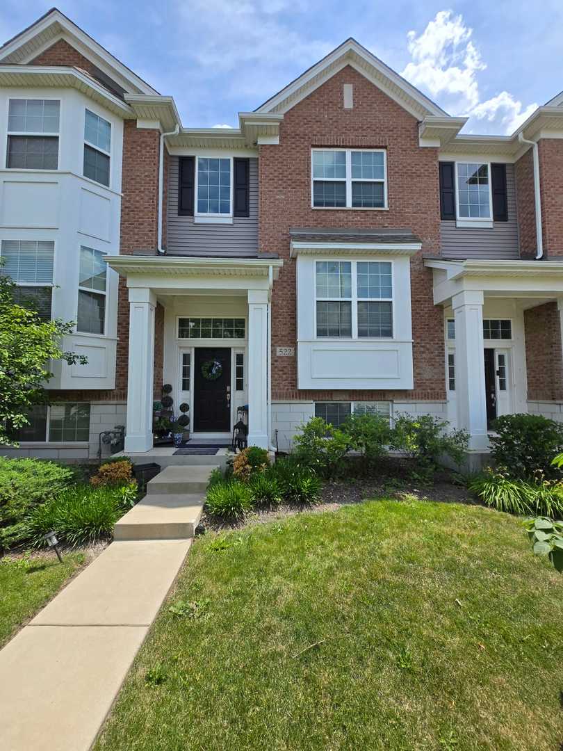 522 Fairway Drive, Naperville, IL 60563