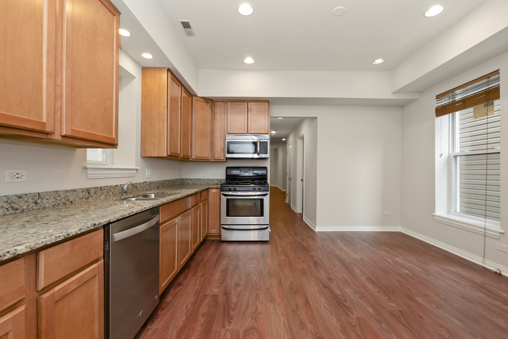 4517 S Calumet Avenue #1, Chicago, IL 60653