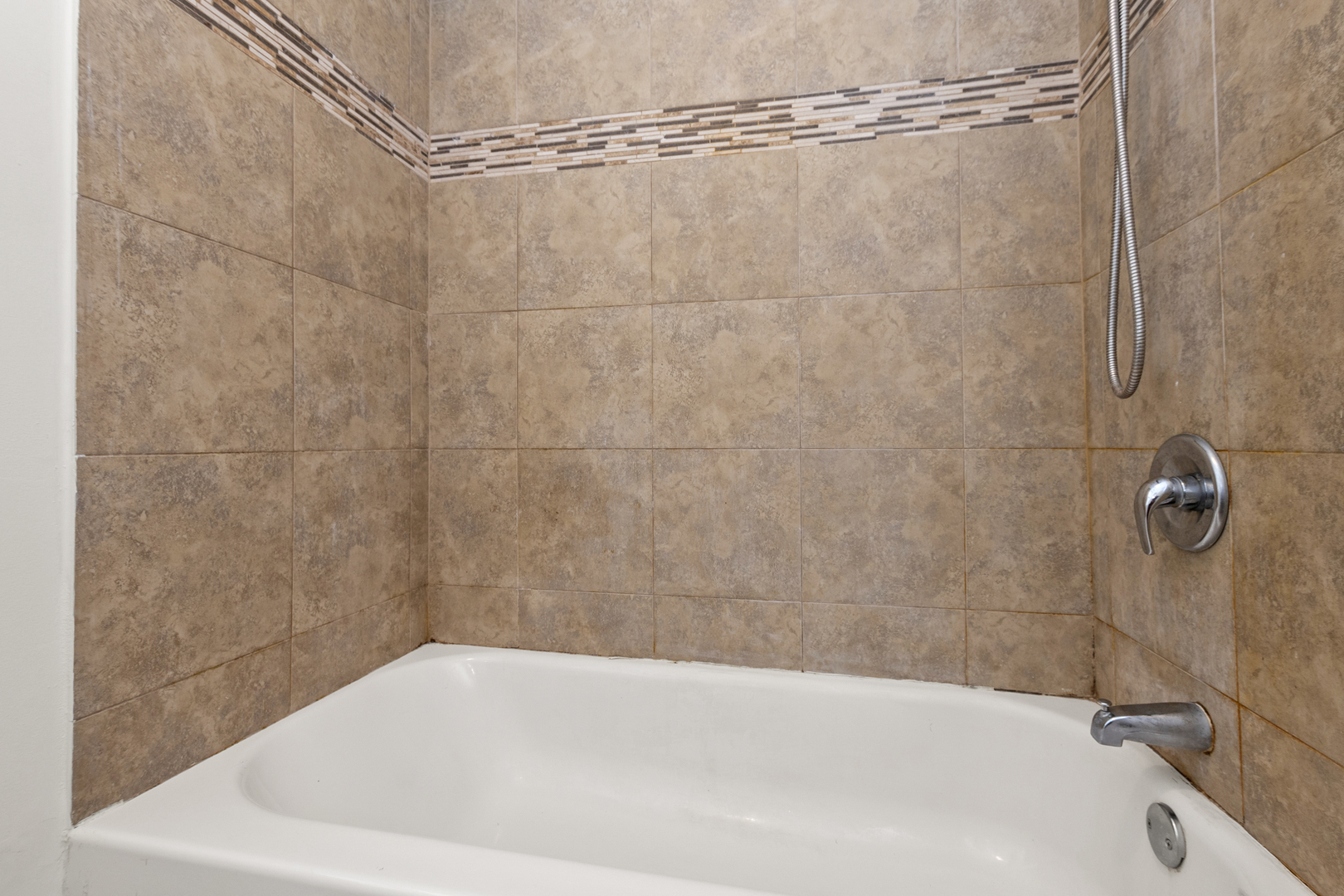 4517 S Calumet Avenue #1, Chicago, IL 60653