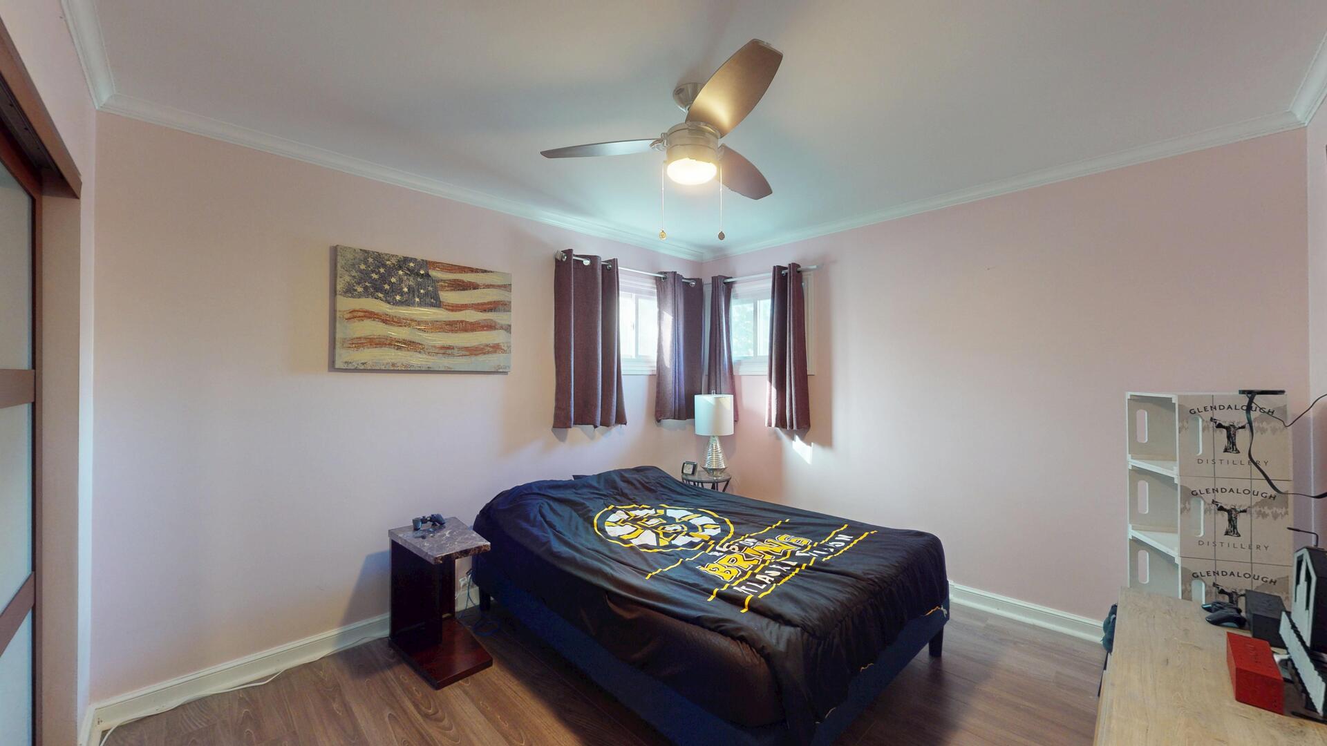 700 W Pleasant Avenue, Villa Park, IL 60181