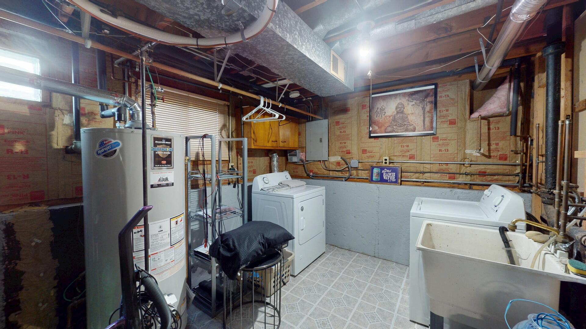 700 W Pleasant Avenue, Villa Park, IL 60181