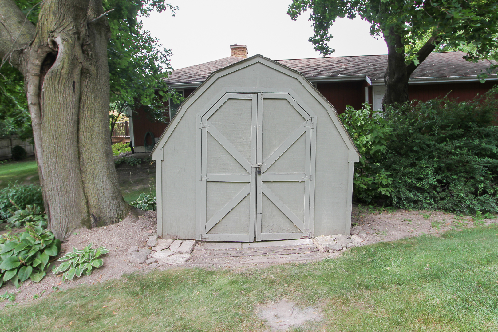 995 N Meadow Lane, Elgin, IL 60123