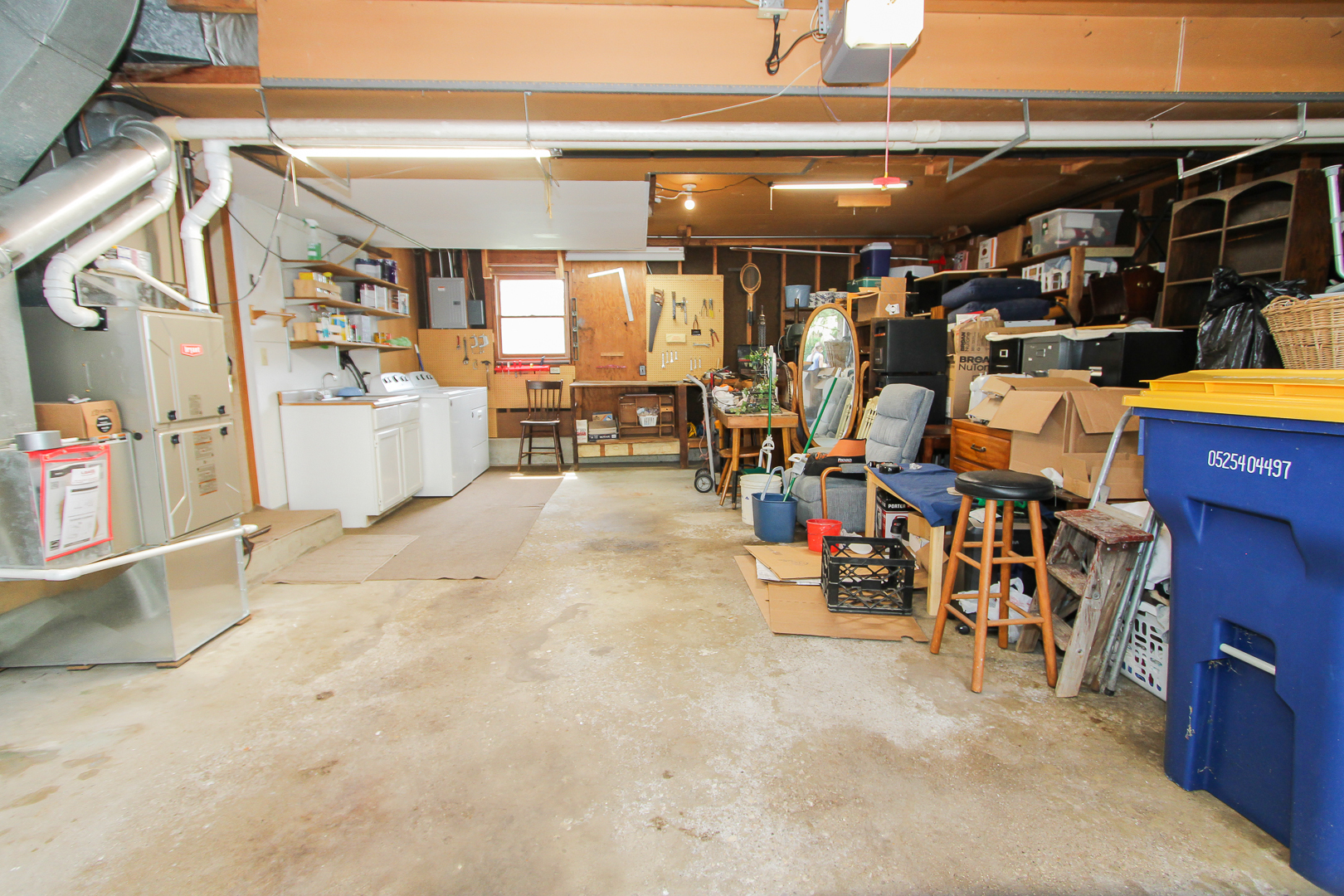 995 N Meadow Lane, Elgin, IL 60123
