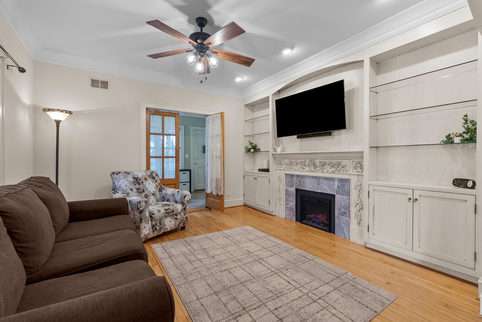 1084 Main Street, Antioch, IL 60002