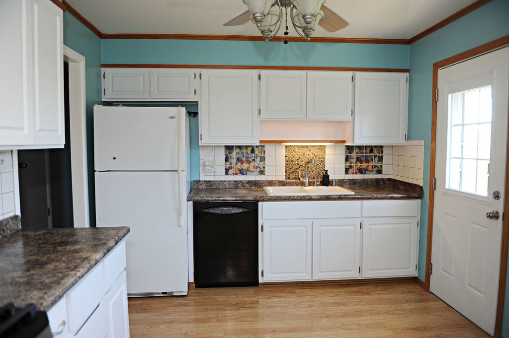1425 Highland Boulevard, Hoffman Estates, IL 60195